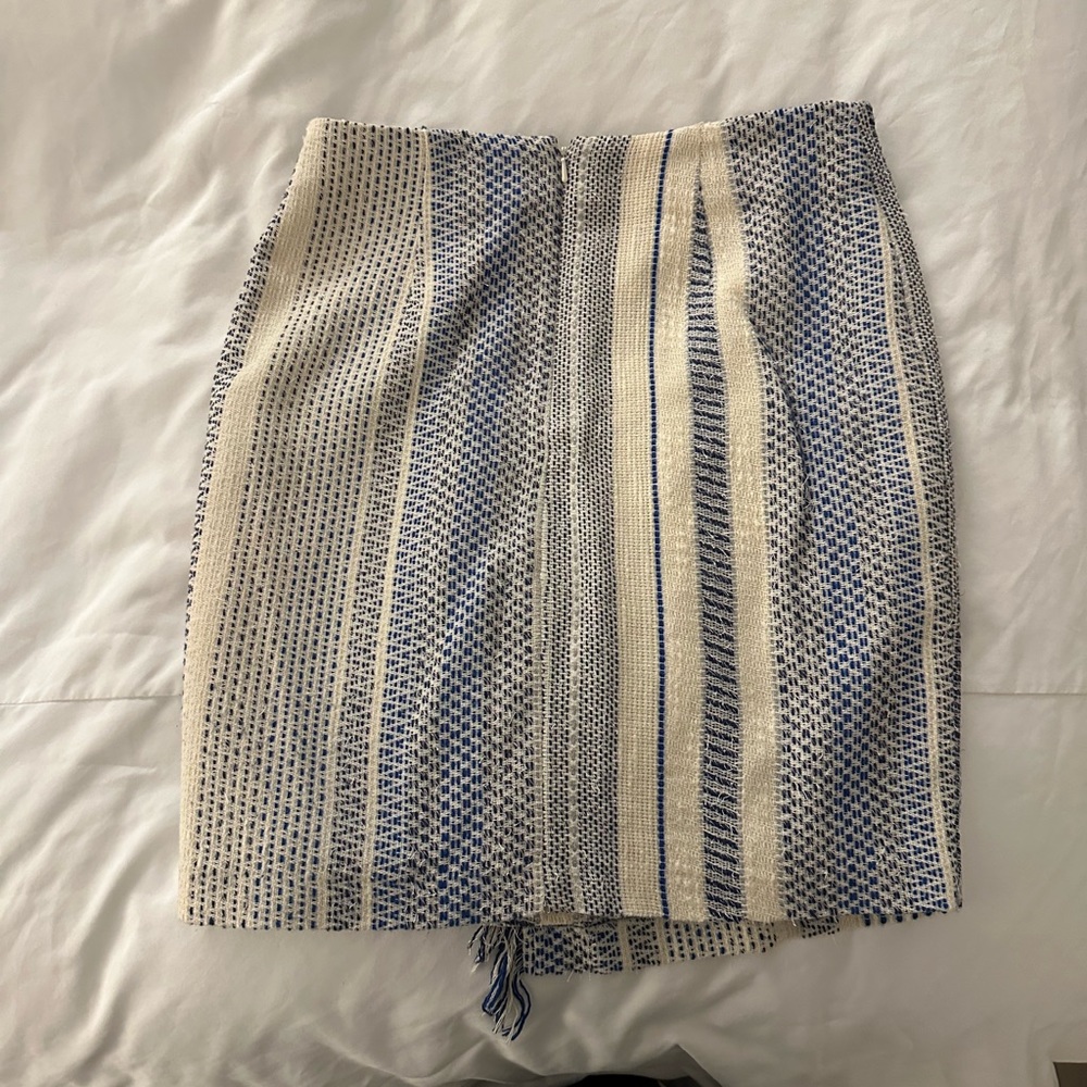 Halogen Skirt - Picture 4 of 4